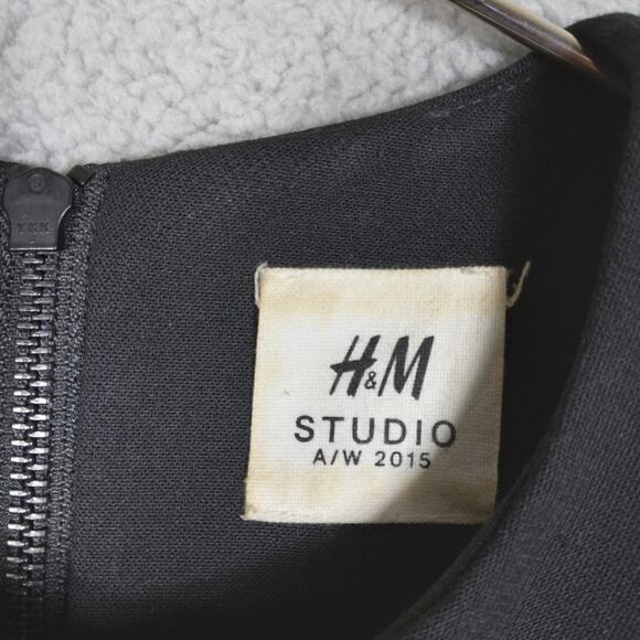 H&M Studio Mini Dress Tunic Size 4 Black Pockets Sleeveless - Picture 4 of 9